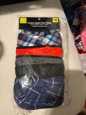 Dollar General 5 Pack Adult Face Masks 2-Ply Washable with Mesh Laundry Bag